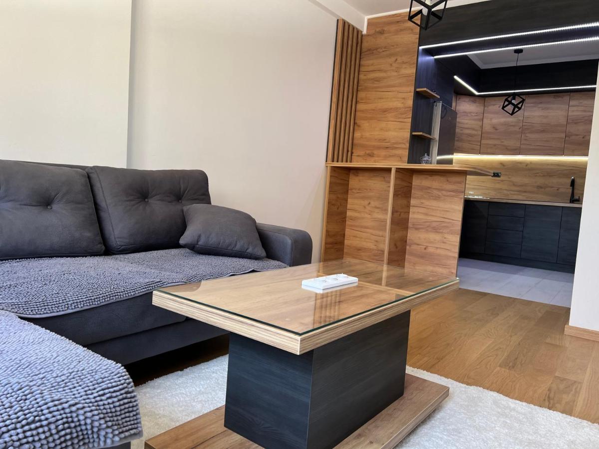 Stan na dan Viktor-Lukavica Apartment Sarajevo Bagian luar foto