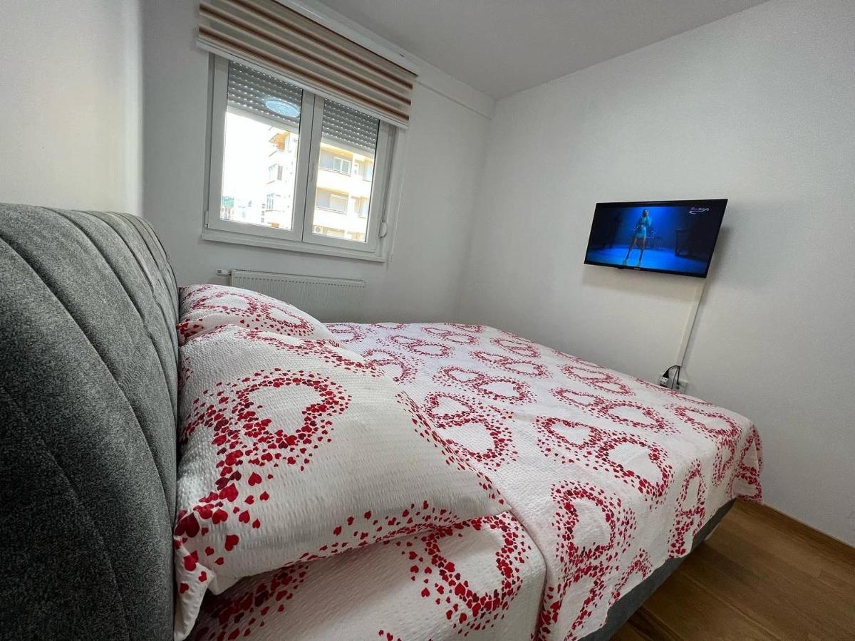 Stan na dan Viktor-Lukavica Apartment Sarajevo Bagian luar foto