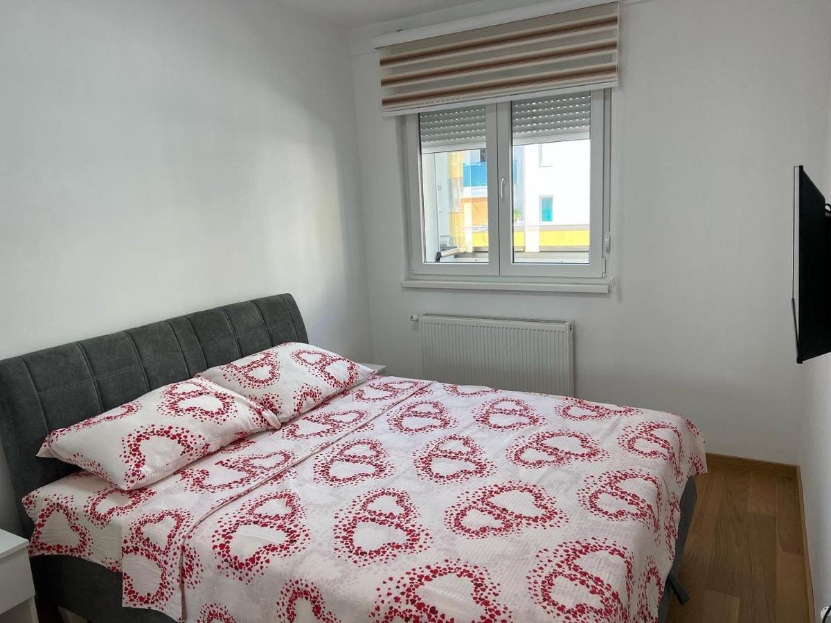 Stan na dan Viktor-Lukavica Apartment Sarajevo Bagian luar foto