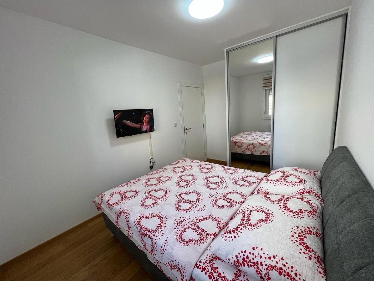 Stan na dan Viktor-Lukavica Apartment Sarajevo Bagian luar foto